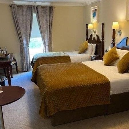 Shamrock Inn Hotel Lahinch Eksteriør billede