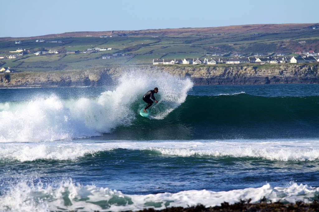 Shamrock Inn Hotel Lahinch Eksteriør billede
