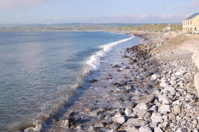 Shamrock Inn Hotel Lahinch Eksteriør billede